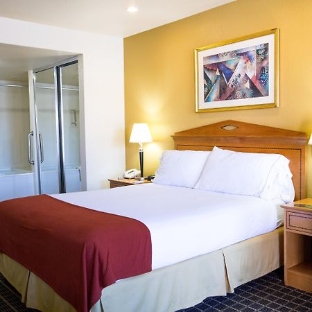 Surestayplus Hotel By Best Western San Jose Central City Eksteriør billede