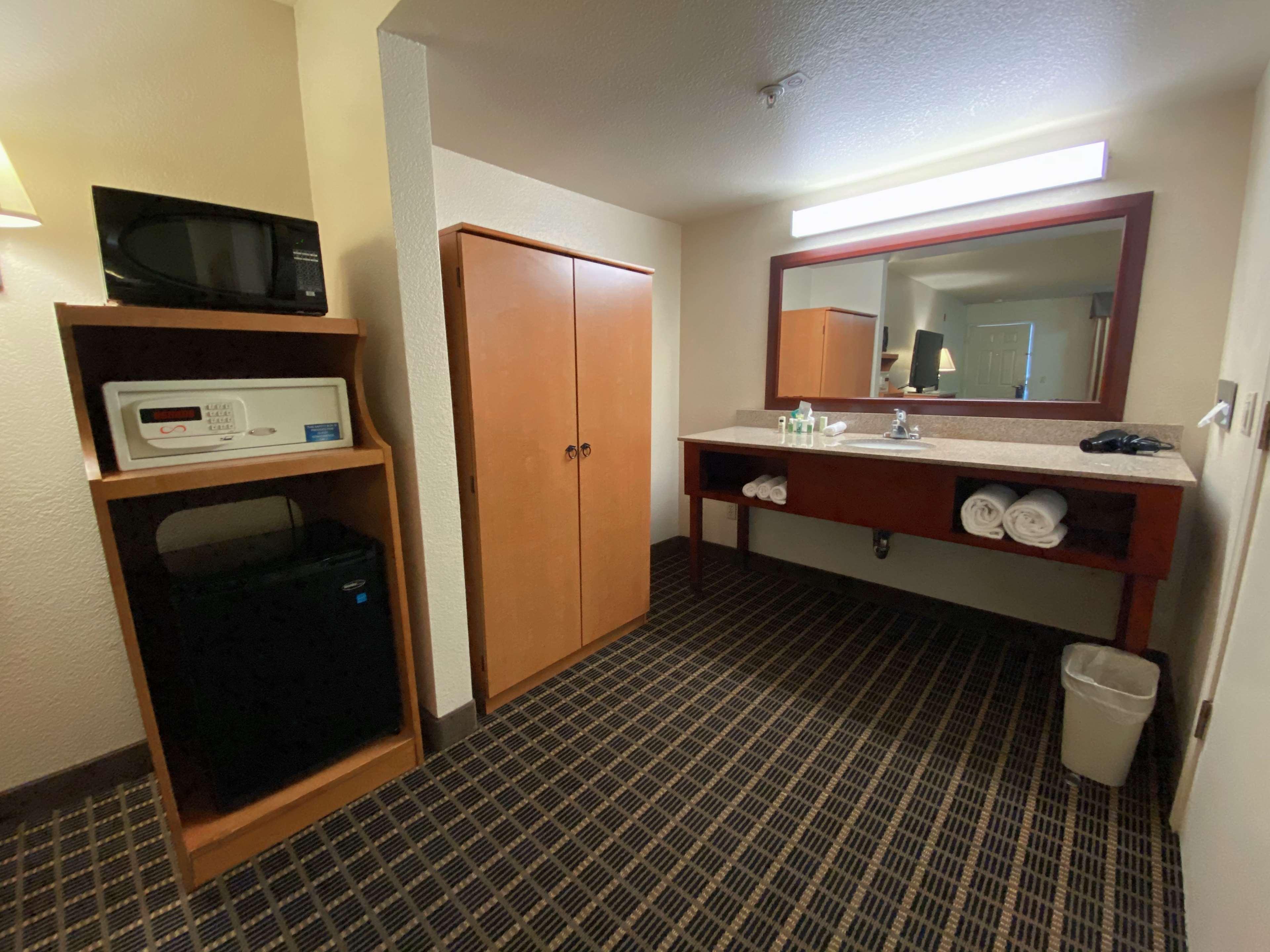 Surestayplus Hotel By Best Western San Jose Central City Eksteriør billede