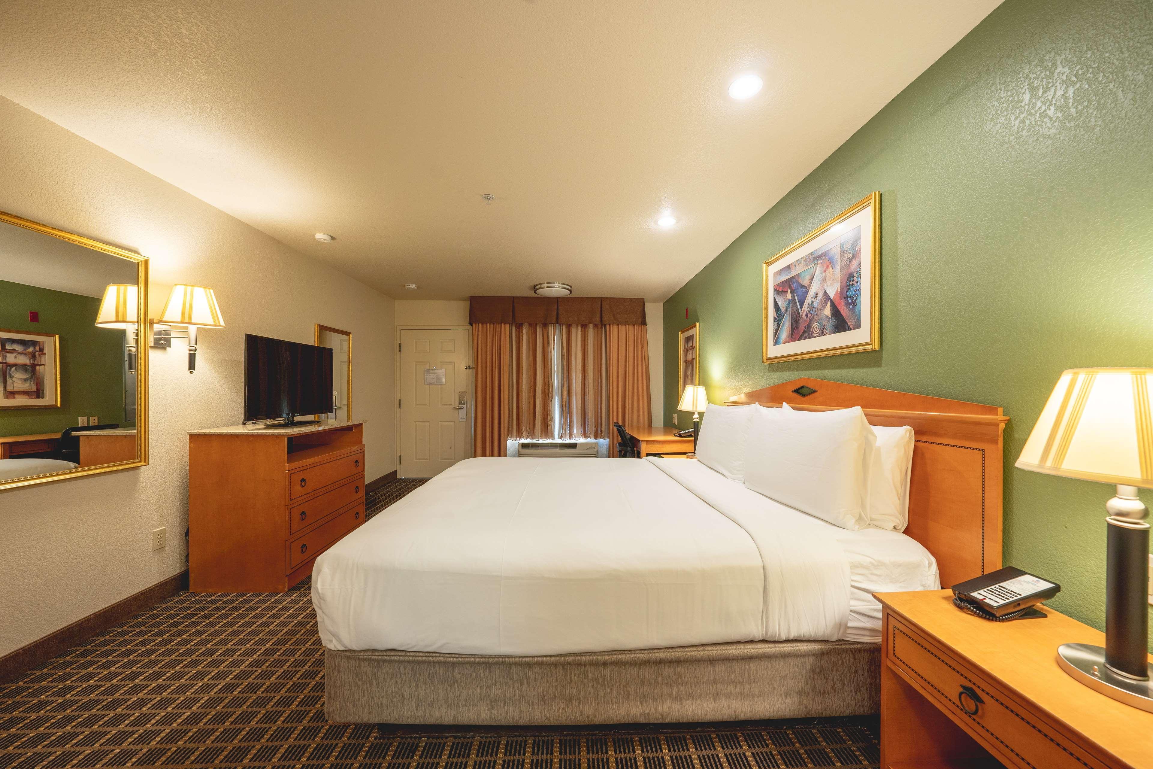 Surestayplus Hotel By Best Western San Jose Central City Eksteriør billede