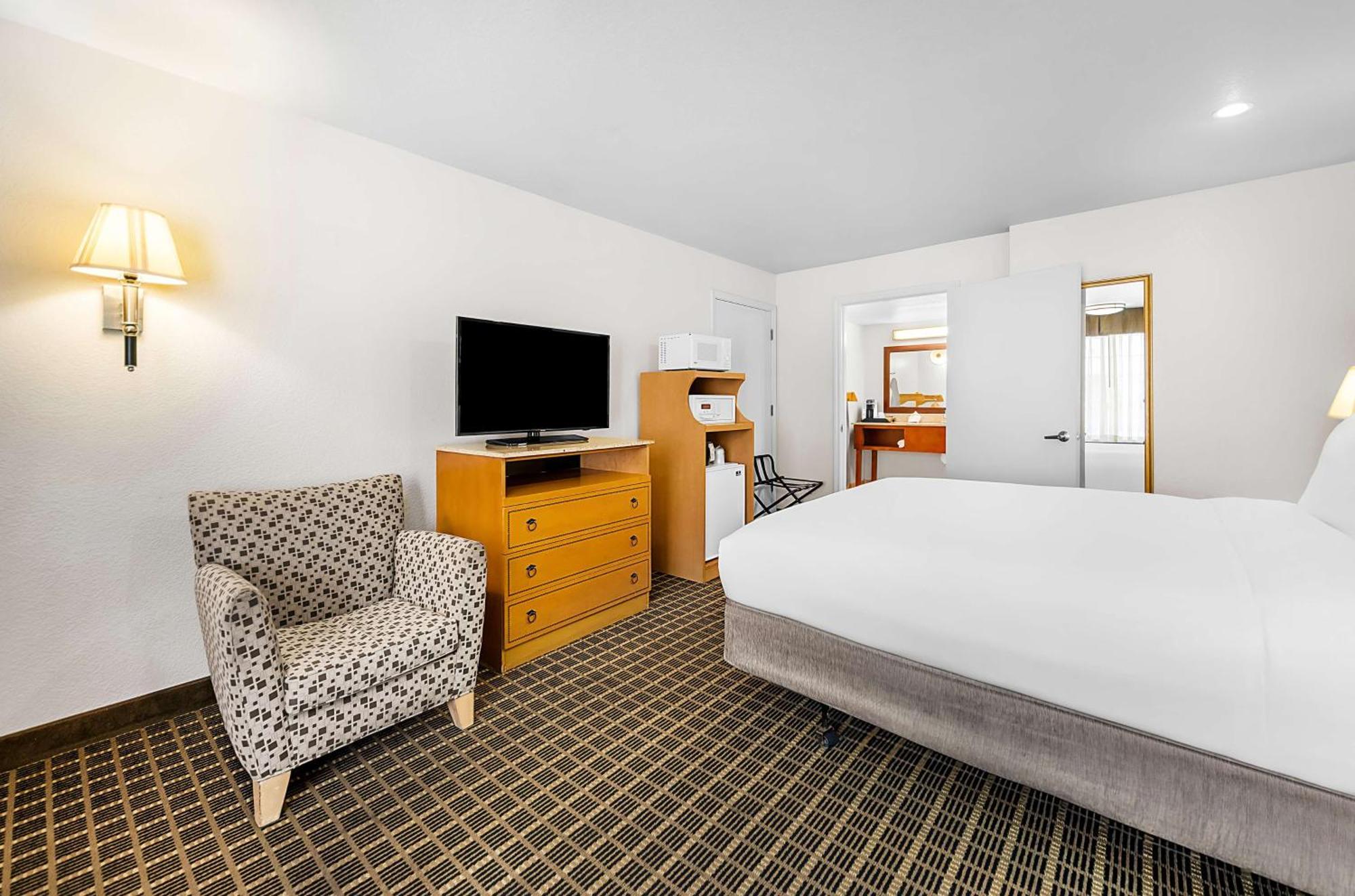 Surestayplus Hotel By Best Western San Jose Central City Eksteriør billede