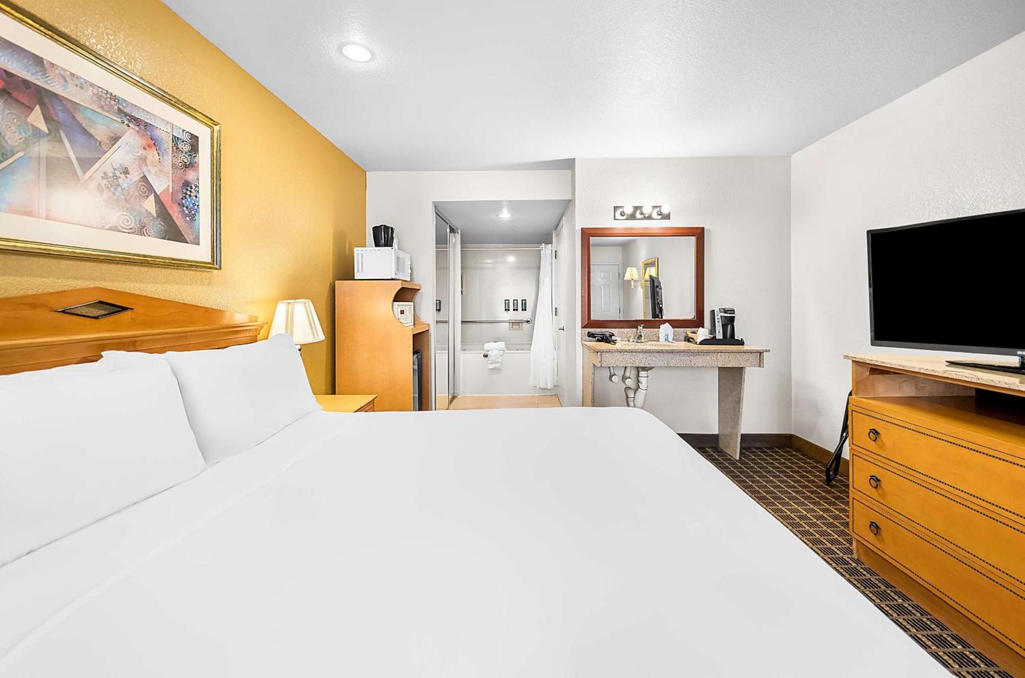 Surestayplus Hotel By Best Western San Jose Central City Eksteriør billede